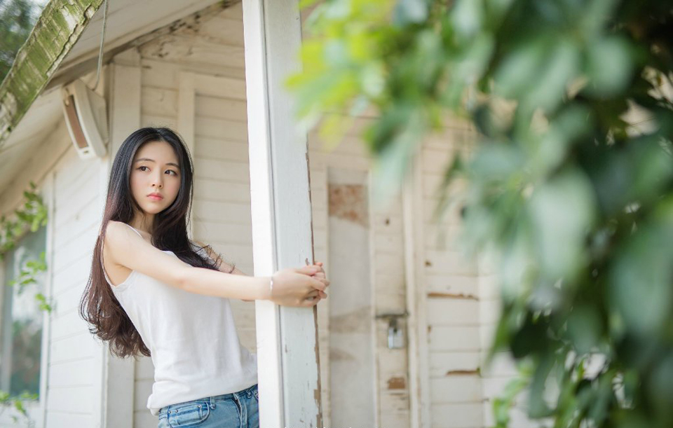 刘璝的声音，如同重锤一般敲击在所有人的心里，刘璝是什么人，在场将士多少有些了解，对刘璋可说是忠心耿耿，身上的那些纵横交错的伤疤，每一道，都是为刘家添的，但就这么一个人，如今却被刘璋逼反。